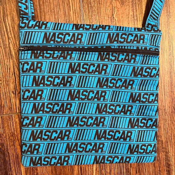 EUC NASCAR Crossbody bag. Two pockets. Strap is NOT adjustable. Blue & black. - Picture 3 of 10